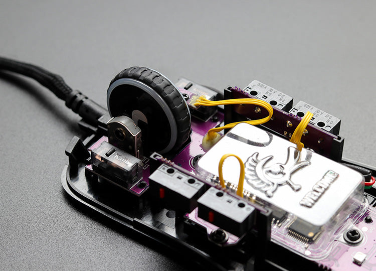 Ducky Feather RGB Mouse Kailh Switch 電競滑鼠 鍵盤及滑鼠 Microworks Online Store