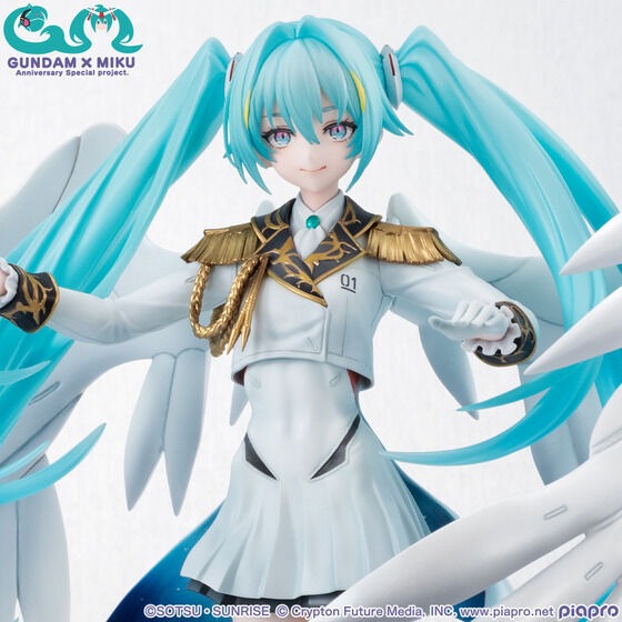 《預訂已截單》Megahouse [Lucrea]《機動戰士高達》初音未來X零式飛翼高達EW (45週年紀念版)[PB]