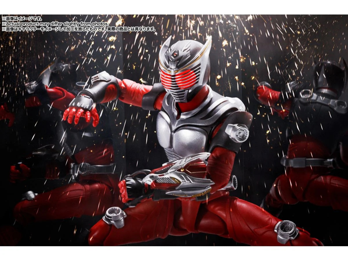 Bandai [SHF真骨彫製法] 幪面超人龍騎