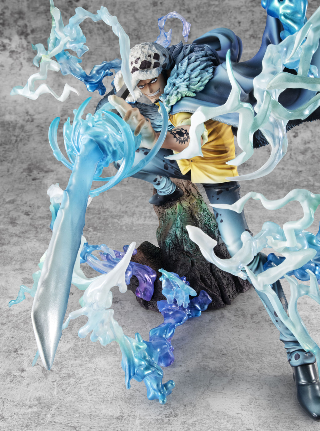 《預訂已截單》Megahouse [P.O.P]《海賊王》「死亡外科醫生」特拉法爾加 羅 [覺醒] [PB]