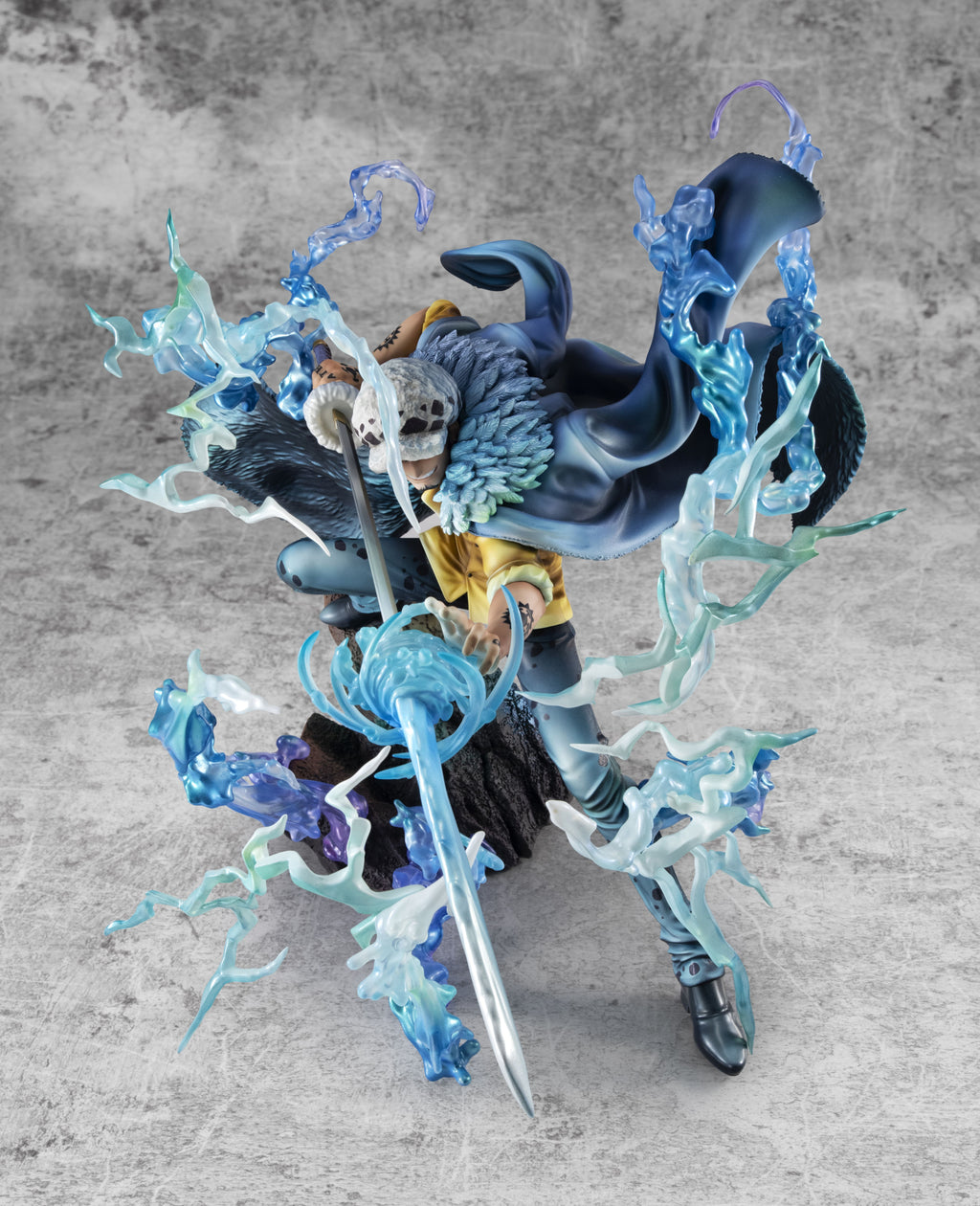 《預訂已截單》Megahouse [P.O.P]《海賊王》「死亡外科醫生」特拉法爾加 羅 [覺醒] [PB]