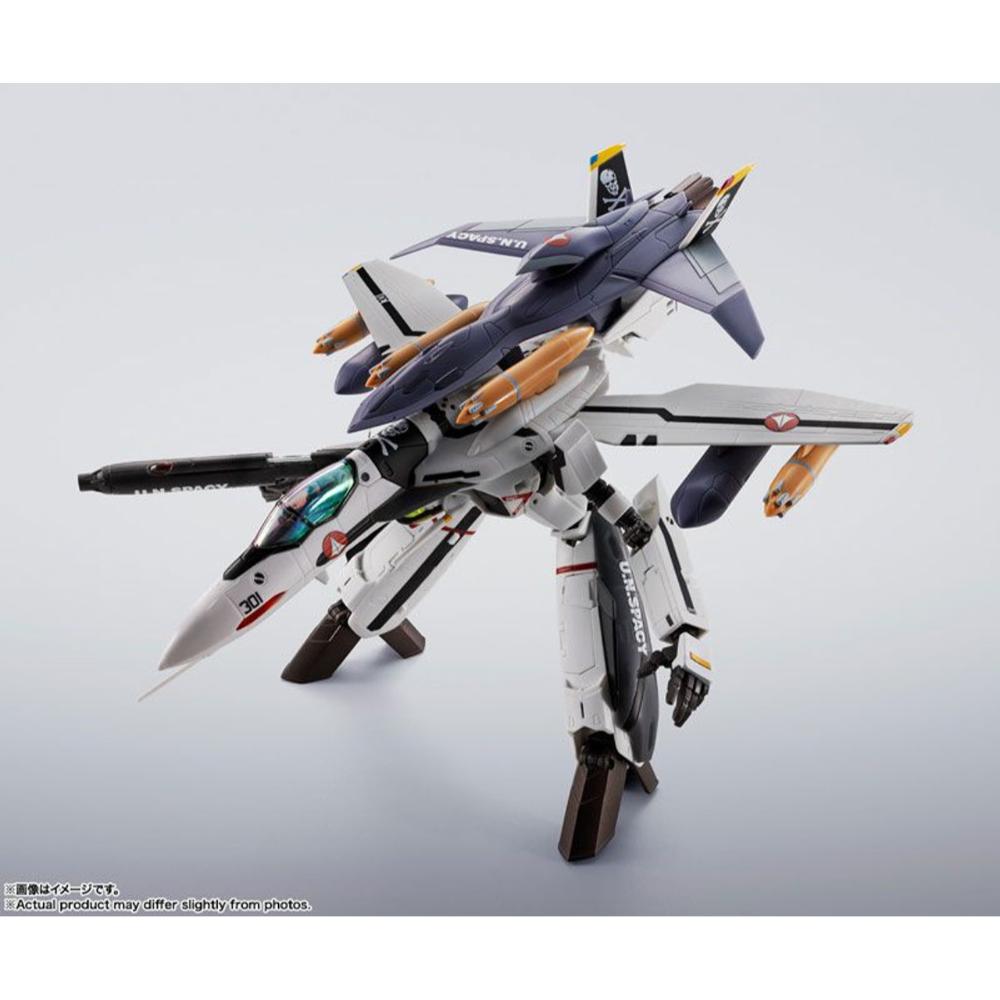 《預訂已截單》Bandai [HI-METAL R] VF-0S 鳳凰 (羅伊·福克專用機) + QF-2200D-B GHOST