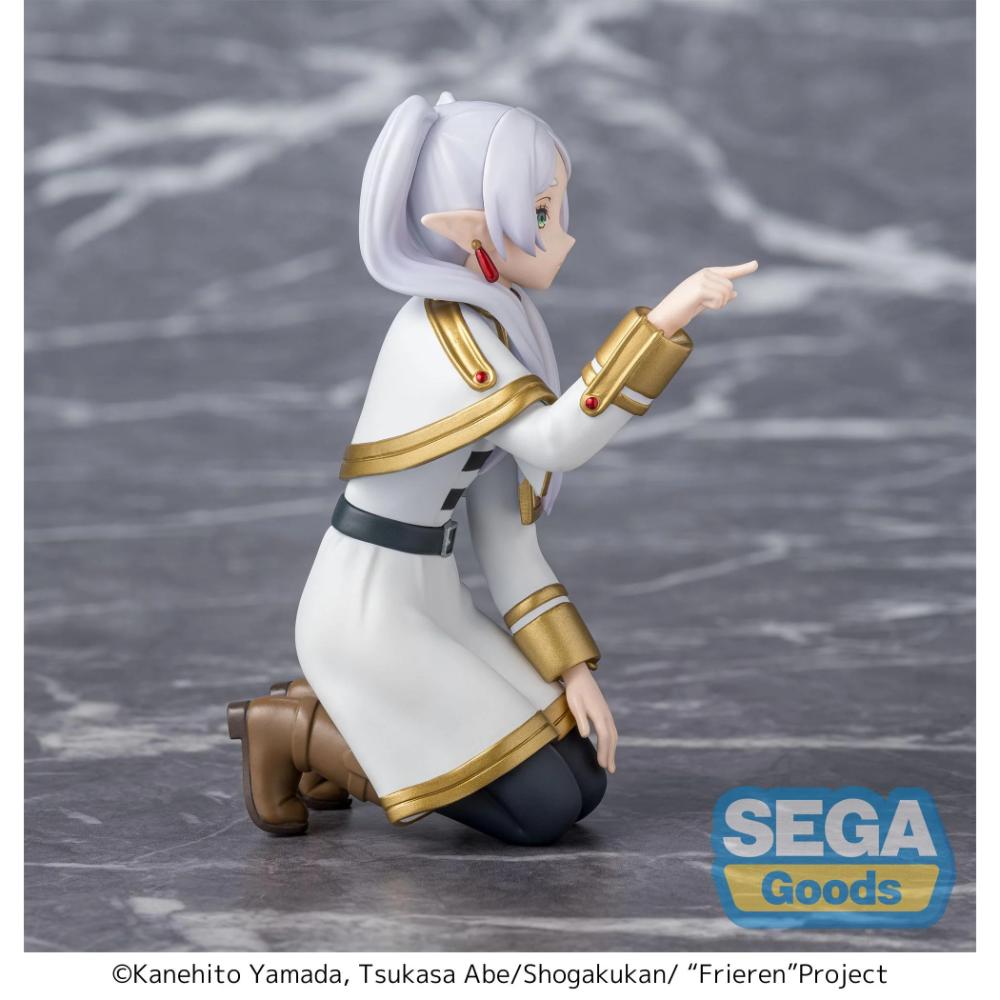 SEGA [PM景品](坐下系列)《葬送的芙莉蓮》芙莉蓮 -戳戳的芙莉蓮-